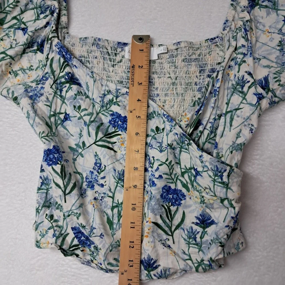 ASTR The Label Top Women's Large Blue Floral Puff Sleeve Smocked Linen Cottage